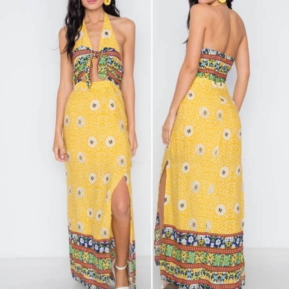 Trend Setter Diva Boutique Dresses & Skirts - YELLOW FLORAL PAISLEY PRINT SITE SLITS MAXI DRES